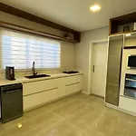 Casa Alto Padrao , Para 10 Pessoas, Com Piscina Em Foz